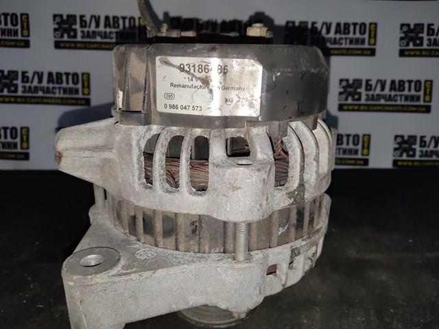 Генератор автомобільний 93186485 OPEL