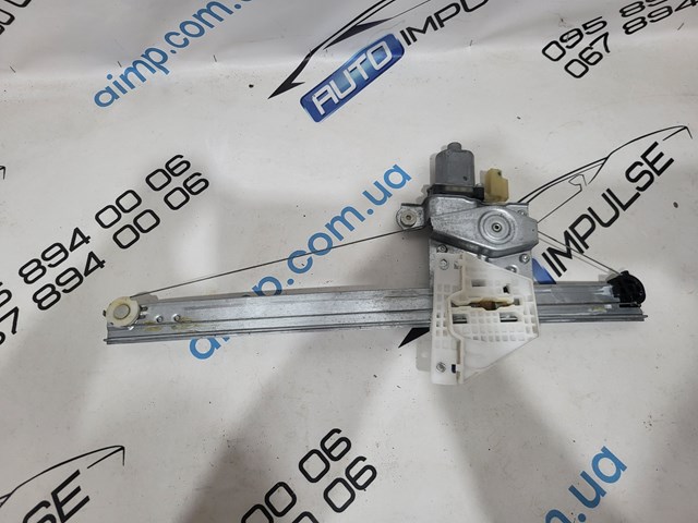 Склопідйомник задніх правих дверей CJ5Z7827000C FORD