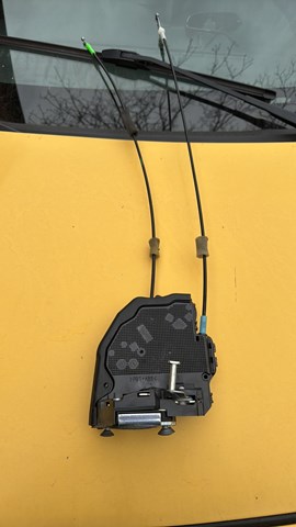 Замок задньої дверї, правої 6905042021 TOYOTA