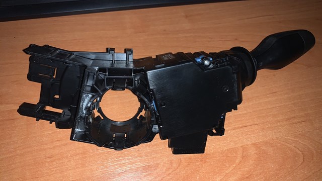 Перемикач підрульовий, лівий 8414042140 TOYOTA