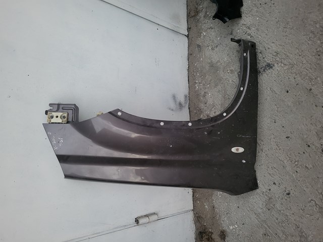 Переднє праве крило F3100JG0EA NISSAN