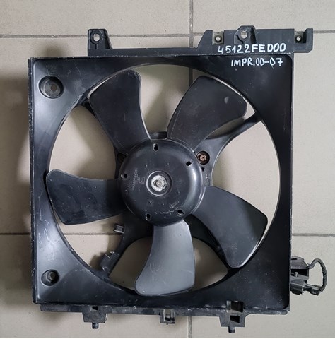 Облицювання рамки радіатора 45122FE000 SUBARU
