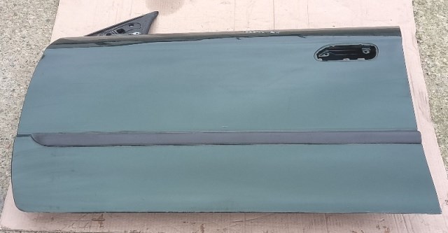Двері кабіни 60009AE030 SUBARU