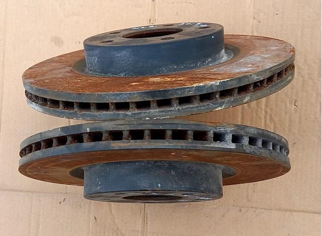 Диск переднього гальма B45A33251A MAZDA