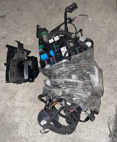 Реле запобіжників GHP966760 MAZDA