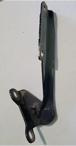Завіса капота права MB927788 MITSUBISHI
