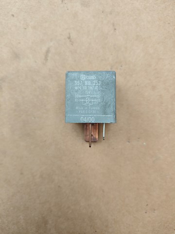 Реле накалу 357911253 VAG