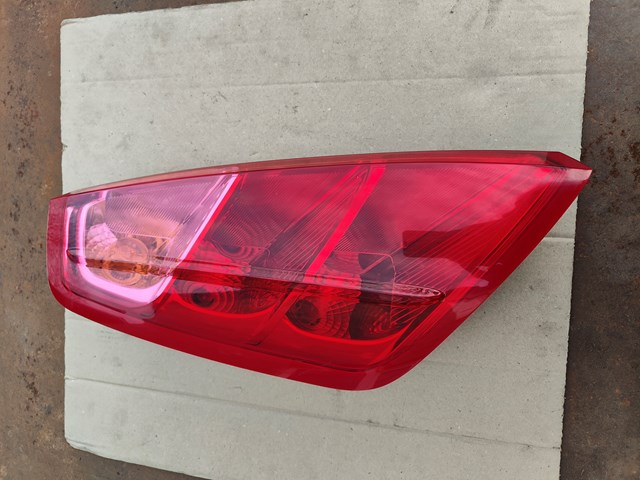 Ліхтар задній лівий 517015890 FIAT