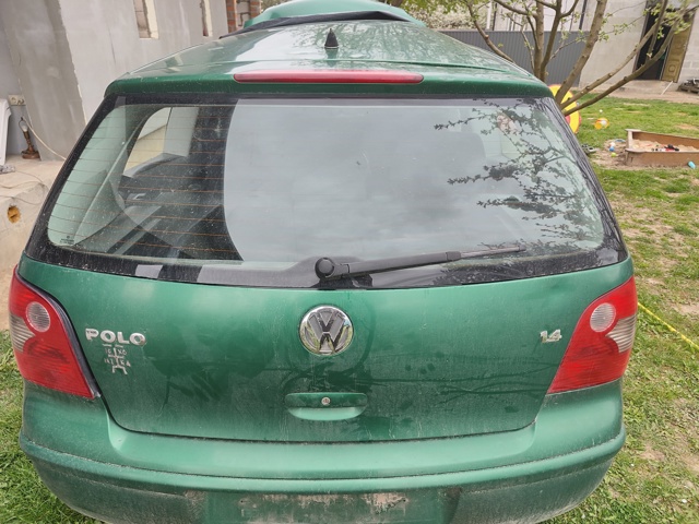 П'яті двері 6Q6827025Q VAG