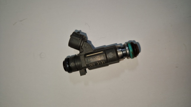 Форсунка інжектора 16600AE060 NISSAN
