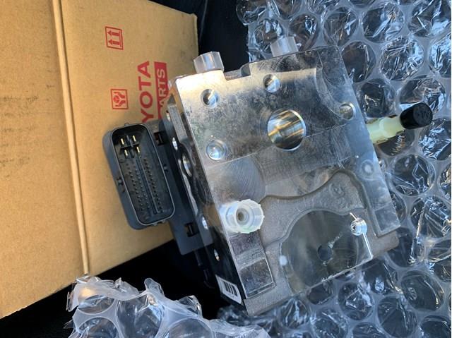 Блок керування АБС (ABS) 4405050090 TOYOTA