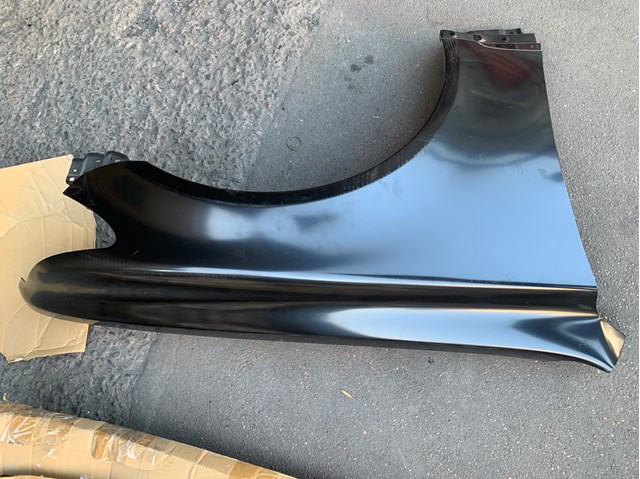 Переднє праве крило 5380150170 TOYOTA