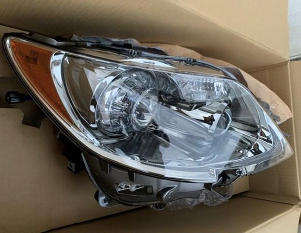 Права блок фара 8114550310 TOYOTA
