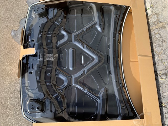 Капот FEA0M1CAMA NISSAN