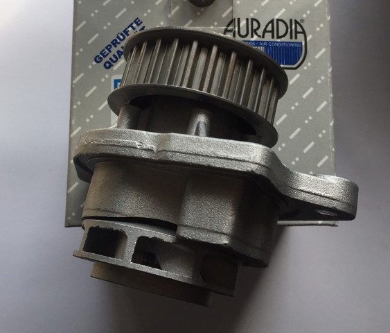 Водяний насос WPVW007 AURADIA