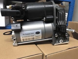 Компресор пневмопідкачкою (амортизаторів) A1643201204 MERCEDES