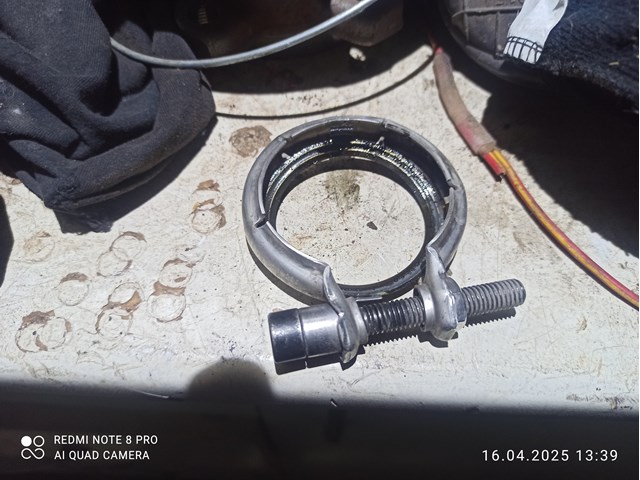 Хомут кріплення каталізатора до турбіни 059253139D VAG