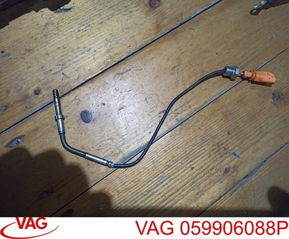Датчик температури відпрацьованих газів (ВГ) 059906088P VAG