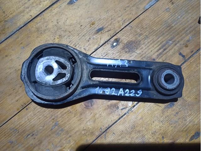 Подушка передньої опори двигуна 1092A229 MITSUBISHI
