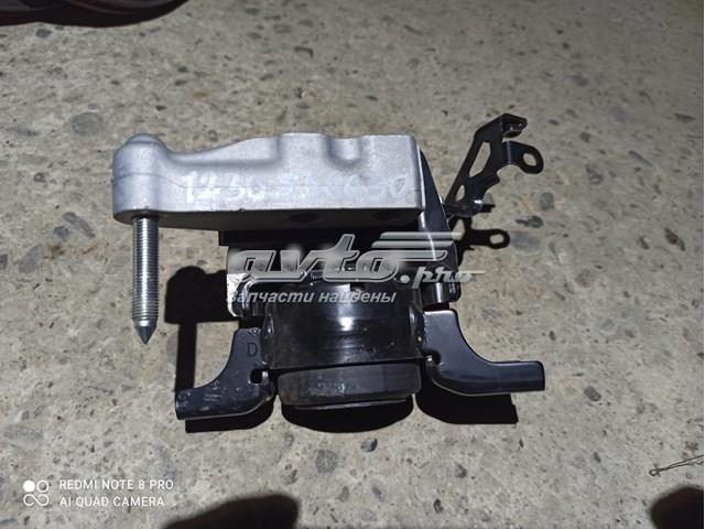 Права опора двигуна 1230536090 TOYOTA