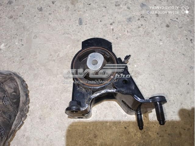 Задня подушка двигуна 1237136190 TOYOTA