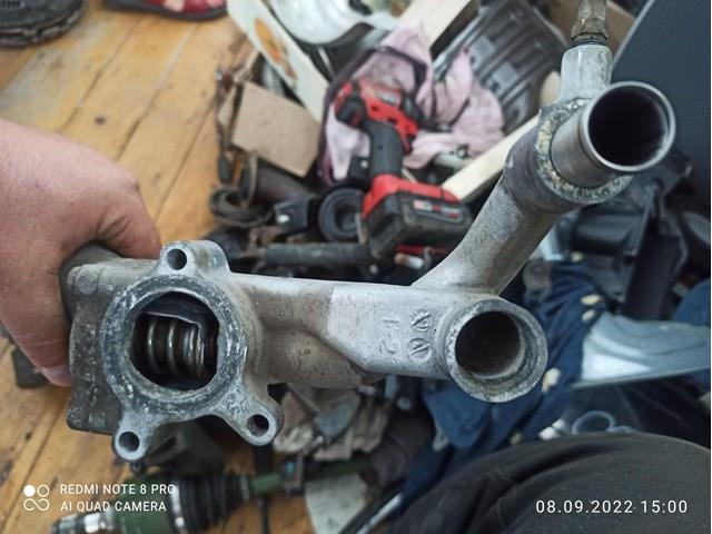 Кожух термостата 1632331040 TOYOTA