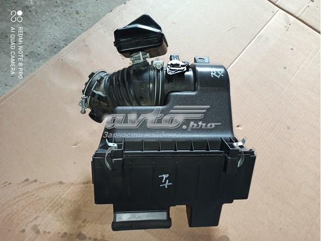 Корпус повітряного фільтра 1770031B30 TOYOTA