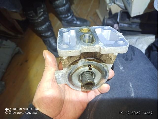 Кронштейн масляного фільтра 211212G000 HYUNDAI