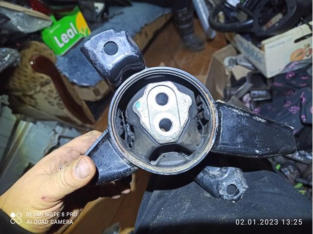 Подушка (опора) двигуна, ліва 218303Q750 HYUNDAI
