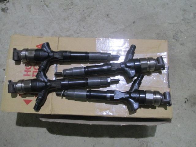 Форсунки електромагнітні 2367039365 TOYOTA