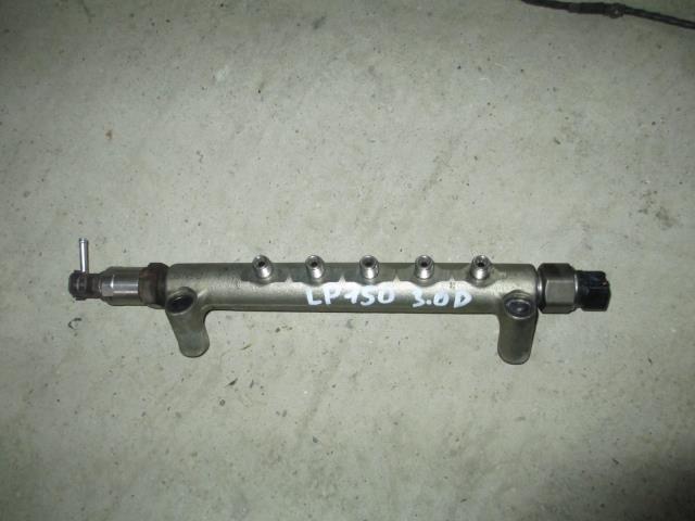 Розподільник палива 2381030100 TOYOTA