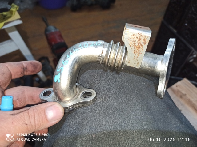 Патрубок системи рециркуляції ВГ 2561151020 TOYOTA