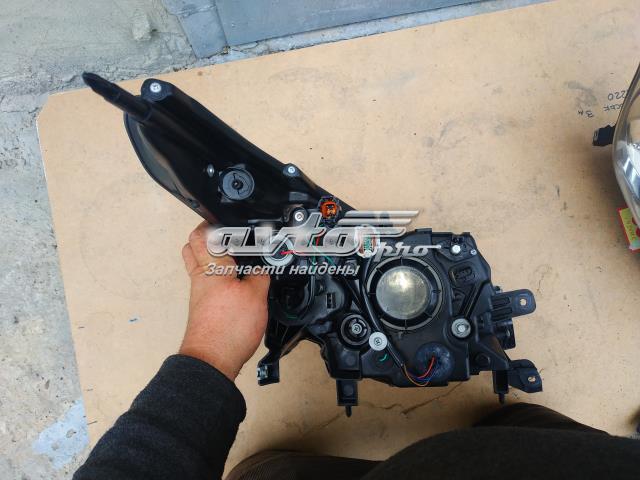 Фара комбінована, передня 260101CY0E NISSAN