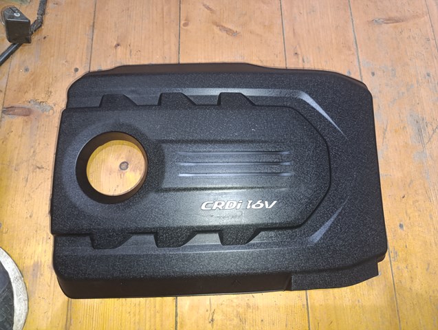Кришка двигуна декоративна 292402A780 HYUNDAI