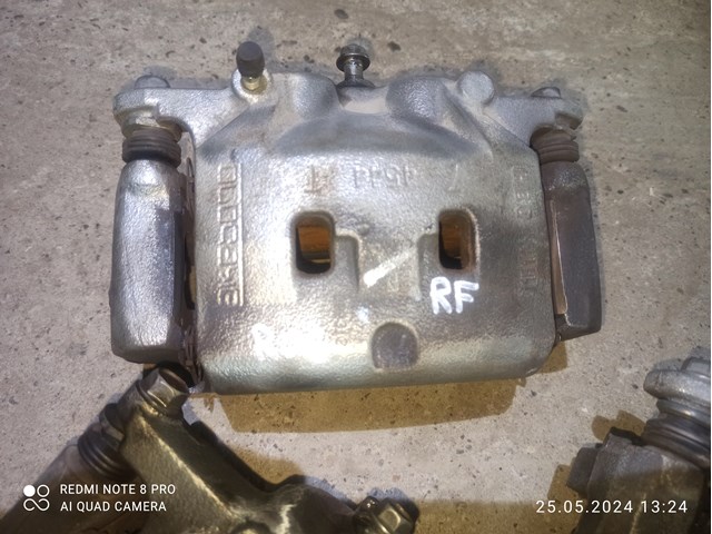 Супорт гальмівний, передній, правий 410014GA0A NISSAN
