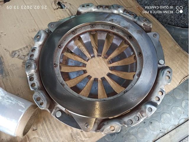 Натискний диск зчеплення 410712B001 HYUNDAI