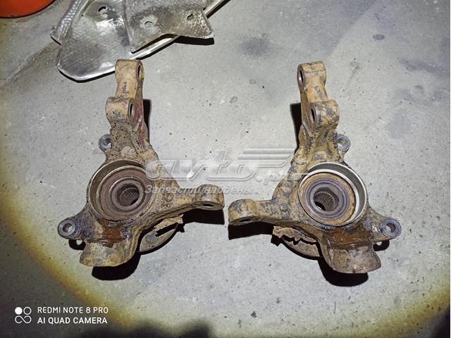Вісь передня і поворотні кулаки 4321105060 TOYOTA