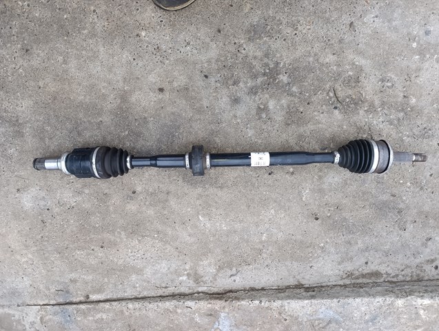 Привід передній правий 4341002850 TOYOTA