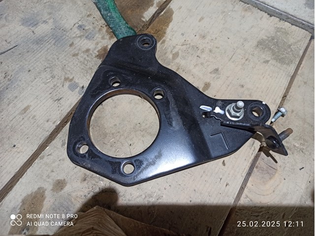 Задній гальмівний супорт лівий 440314EG0A NISSAN