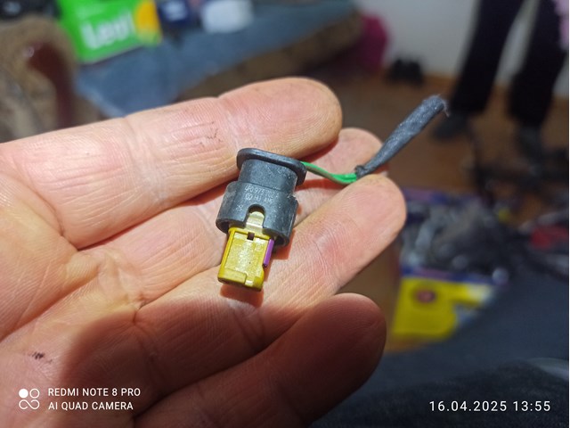 Роз’єм (фішка) універсальний 4F0973702A VAG