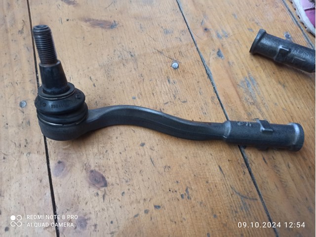 Накінечник рульової тяги, зовнішній 4M0423812D VAG