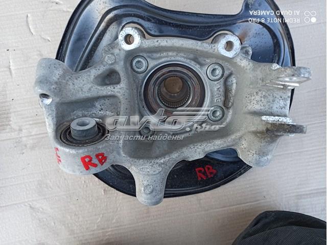 Цапфа - поворотний кулак задній, правий 4M0505432AE VAG