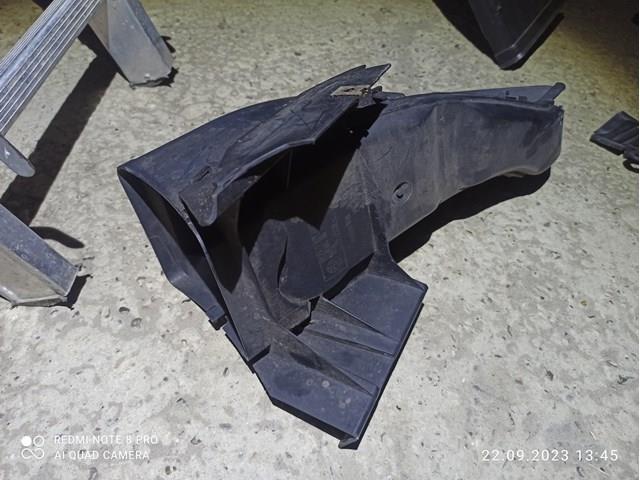 Повітропровід гальмівного диска, правий 51717121616 BMW