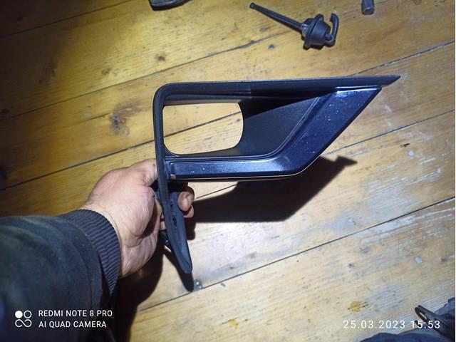Ободок/окантовка фари протитуманной, правий 5203060110 TOYOTA