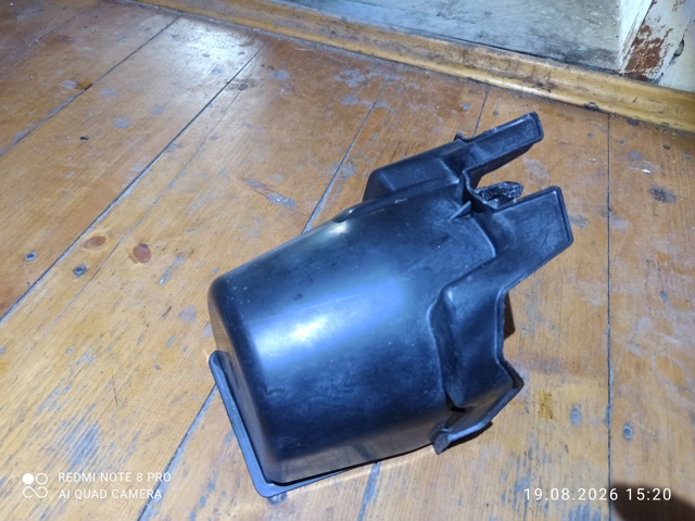Кронштейн кріплення бампера переднього правий 5214960110 TOYOTA