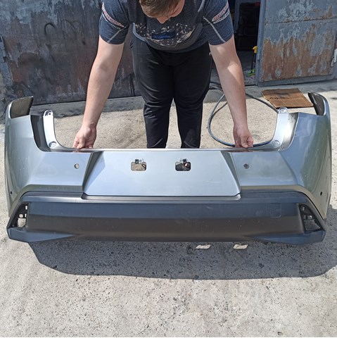 Буфер (бампер) задній 5215976920 TOYOTA