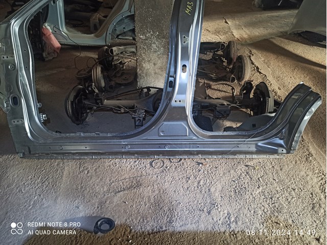 Поріг зовнішній лівий 5253AK99 MITSUBISHI