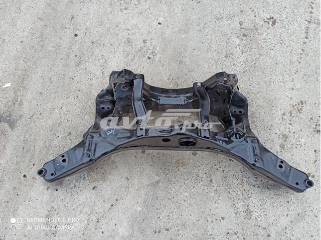 Балка задньої підвіски, підрамник 554004BF0A NISSAN