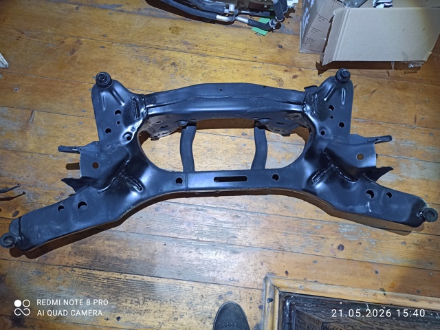 Підвіска задня 554011YA0B NISSAN