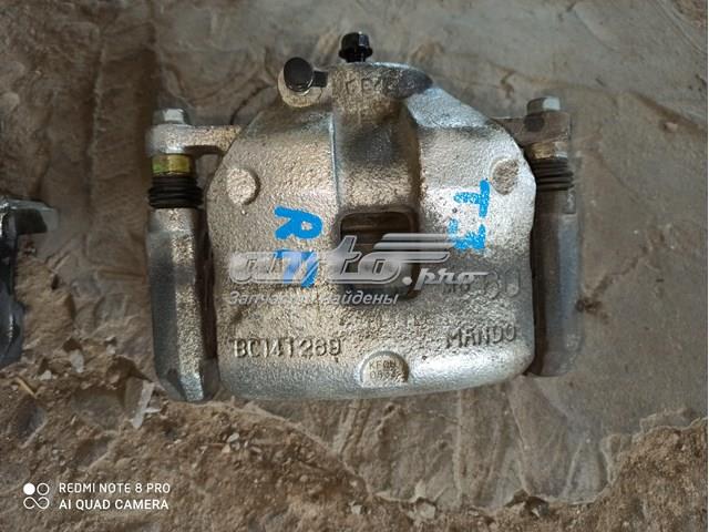 Супорт гальмівний, передній, правий 58130D7100 HYUNDAI